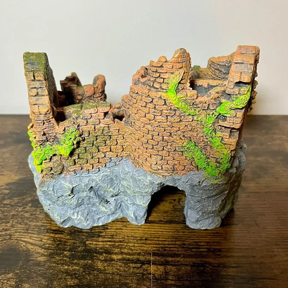 Large Aquarium Castle Ornament Fish Reptile Tank Hide Cave Resin Decor
